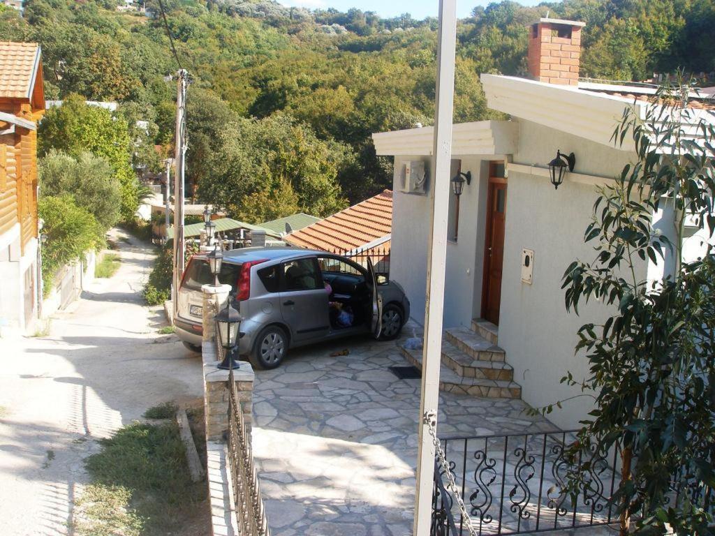 Holiday House Villa Neda Utjeha-Bušat Eksteriør billede
